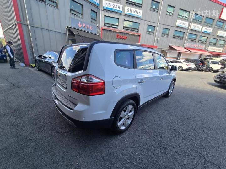 Chevrolet Orlando LT Safety Pack 5