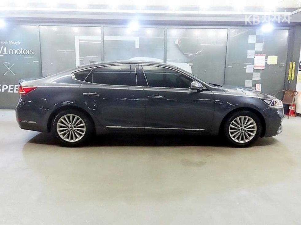 2016 - kia k7