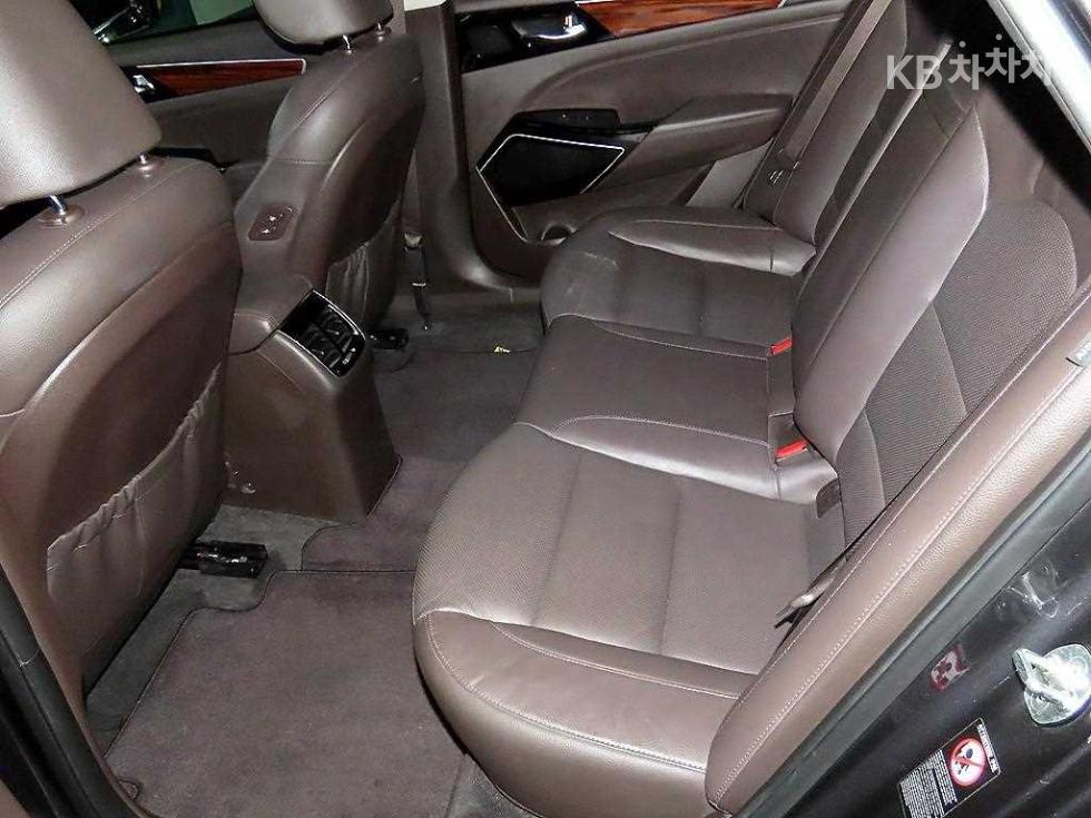 2016 - kia k7