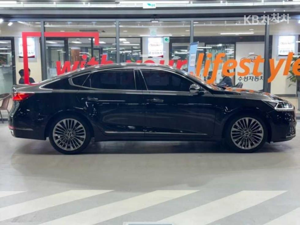 2017 - kia k7