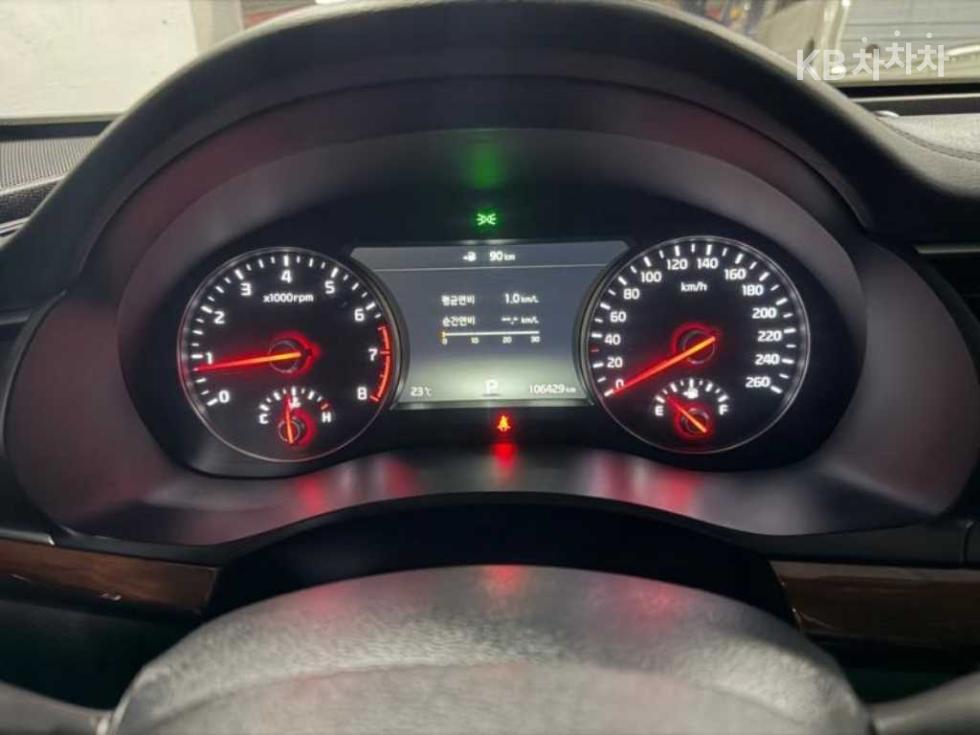 2017 - kia k7