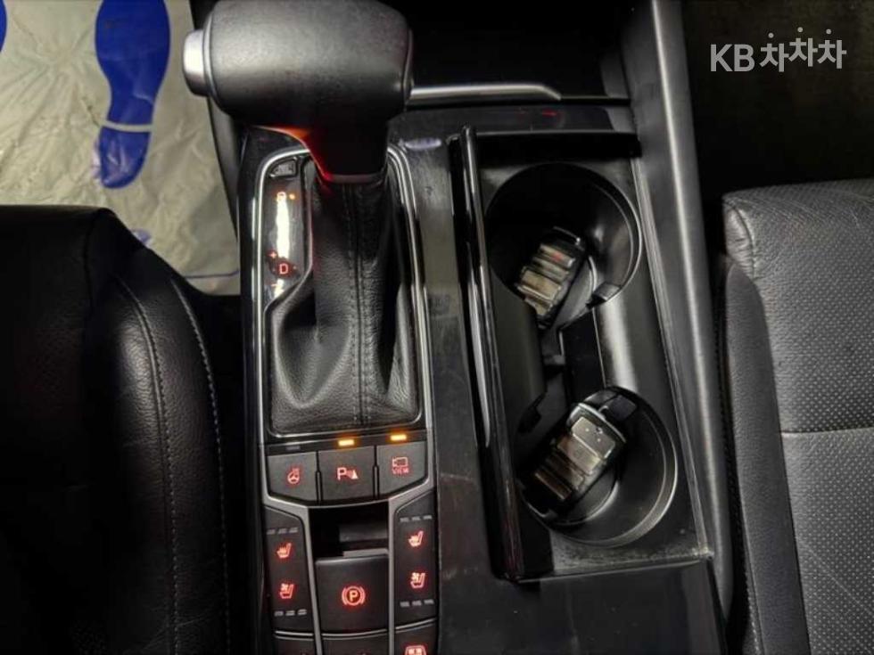 2017 - kia k7