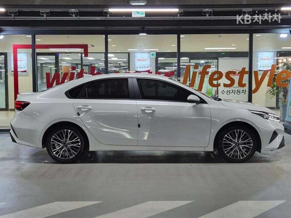 2022 - kia k3