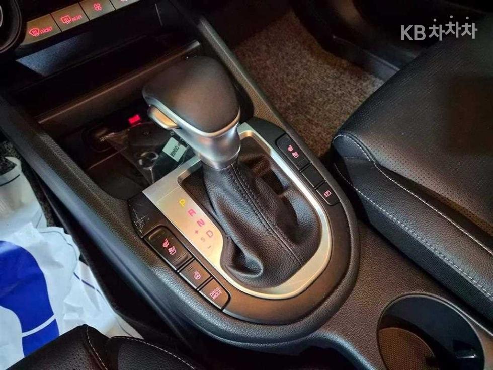 2022 - kia k3