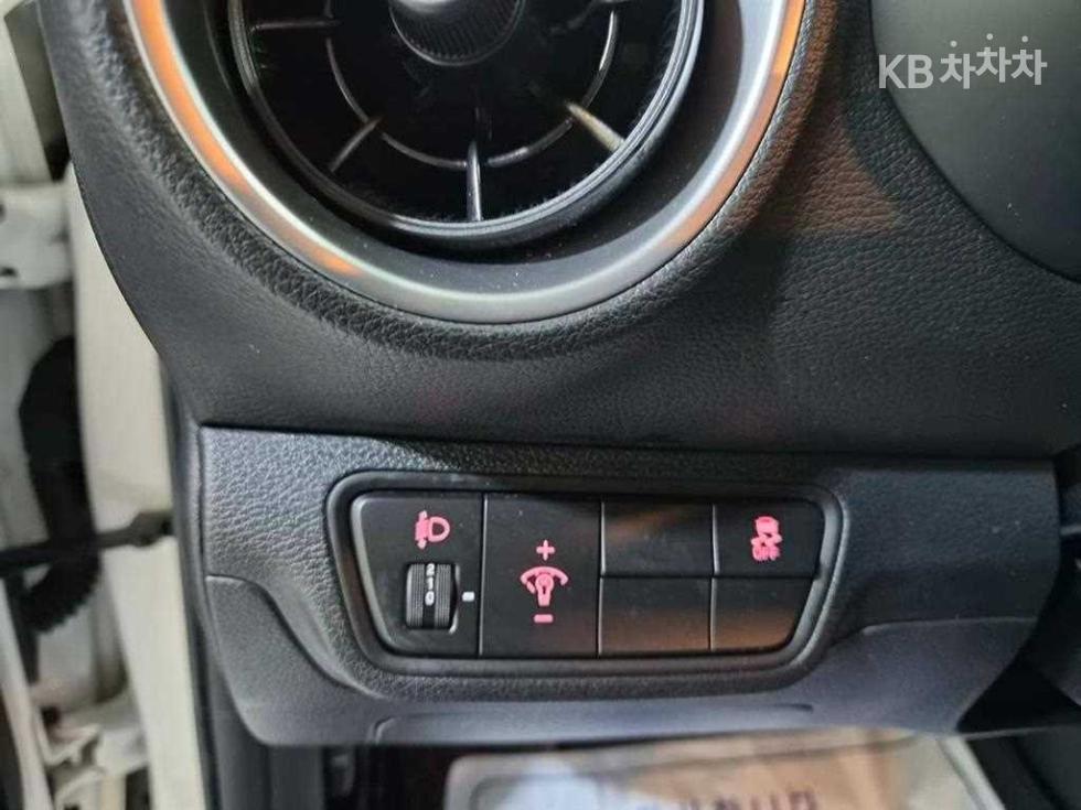 2022 - kia k3