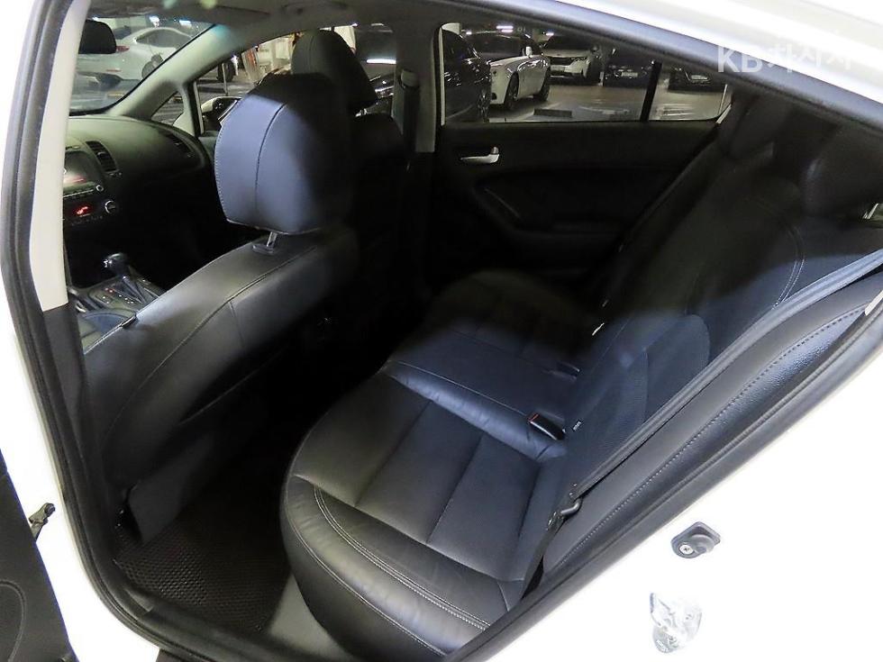 2014 - kia k3