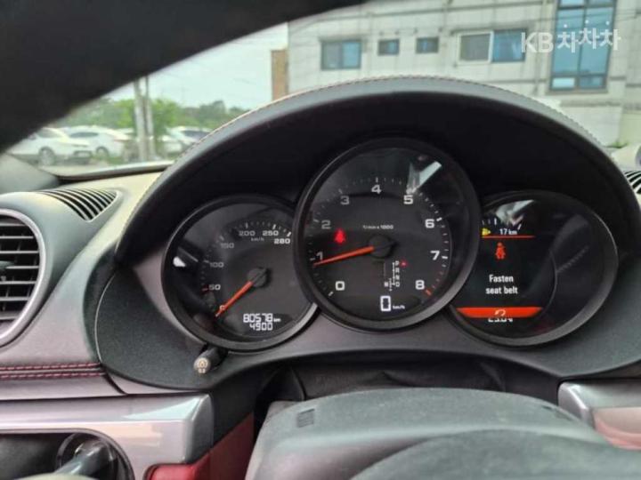 Porsche Boxster 2.0 9