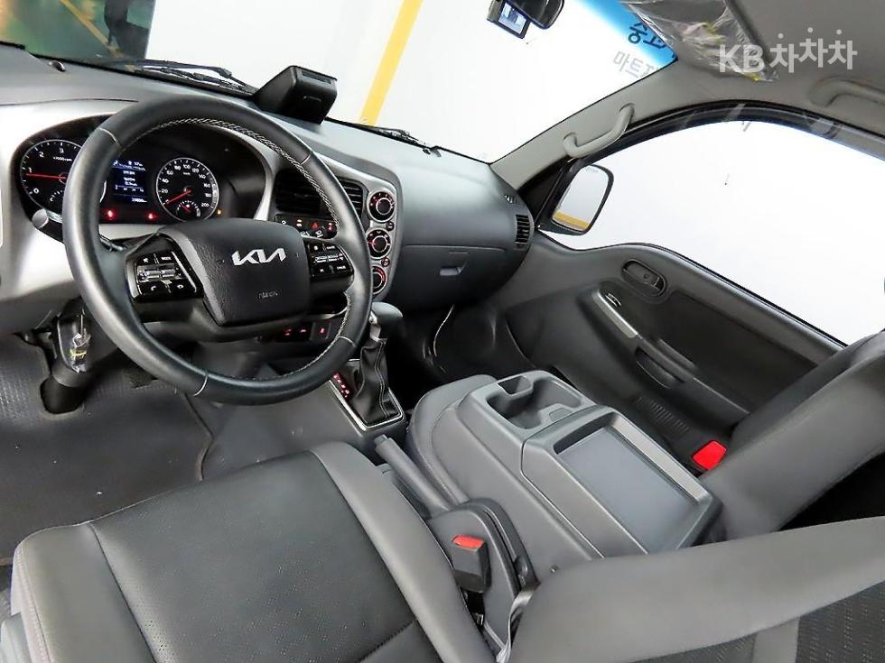 2025 - kia bongo iii