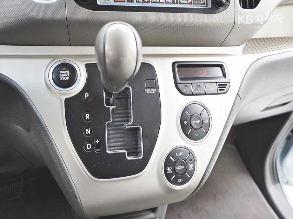 2012 - kia ray