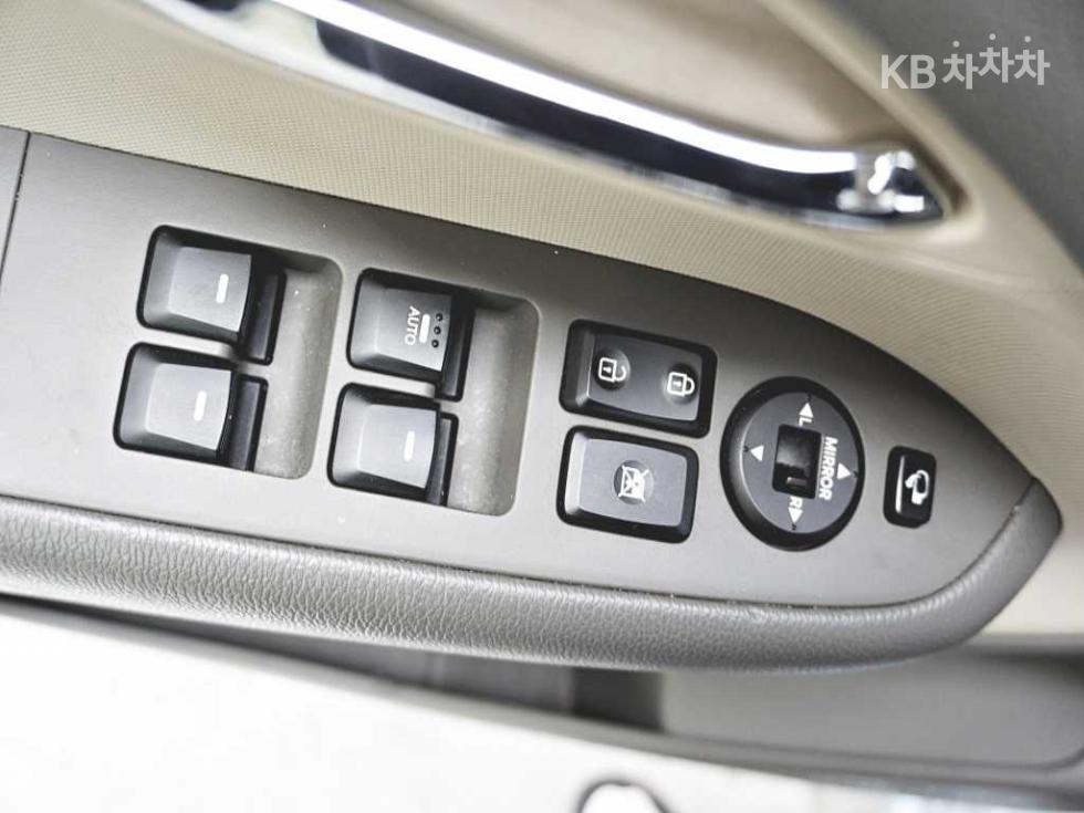 2012 - kia ray