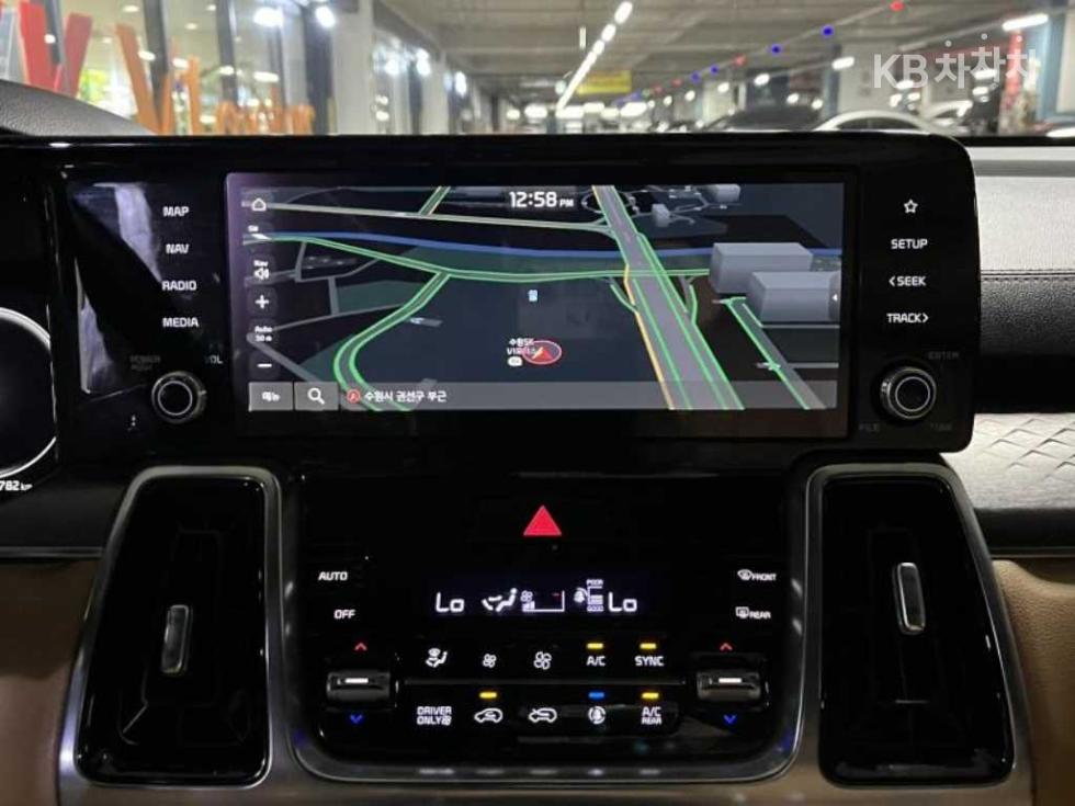 2022 - kia sorento