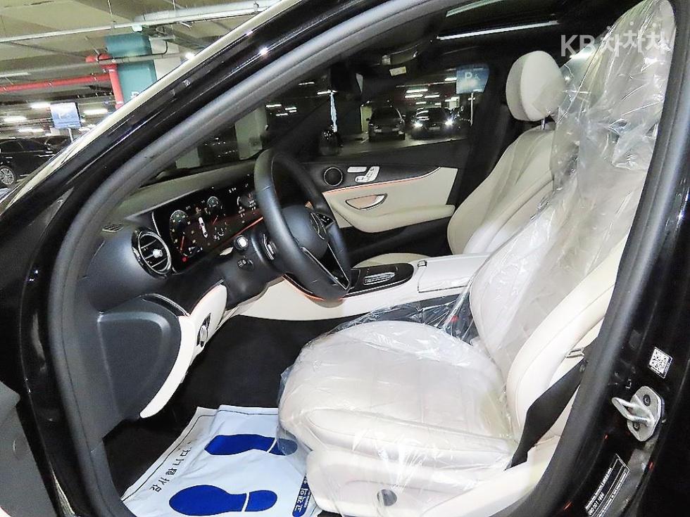 2023 Mercedes-Benz E (W213) photo
