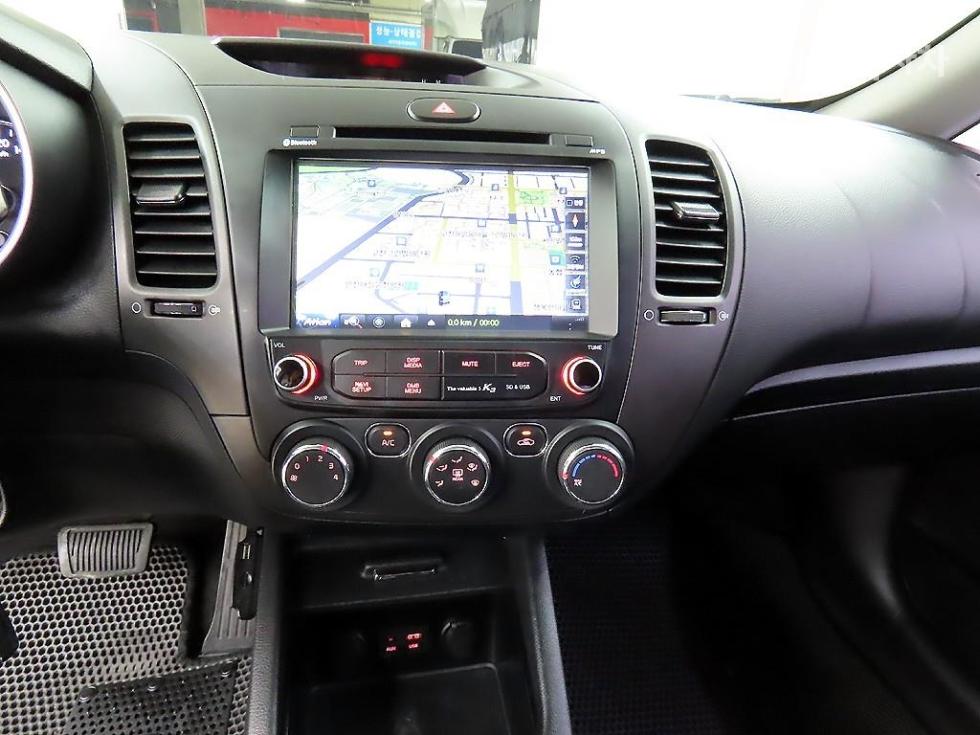 2017 - kia k3