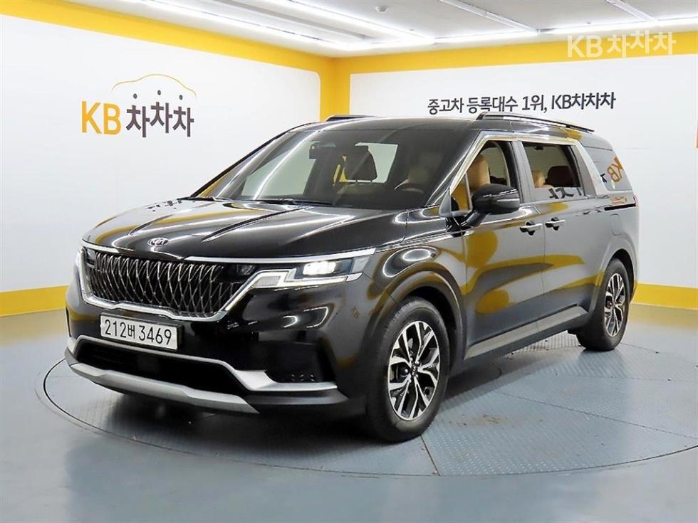 2021 - kia carnival