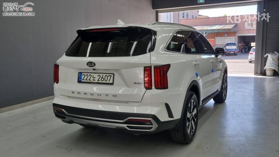 2021 - kia sorento