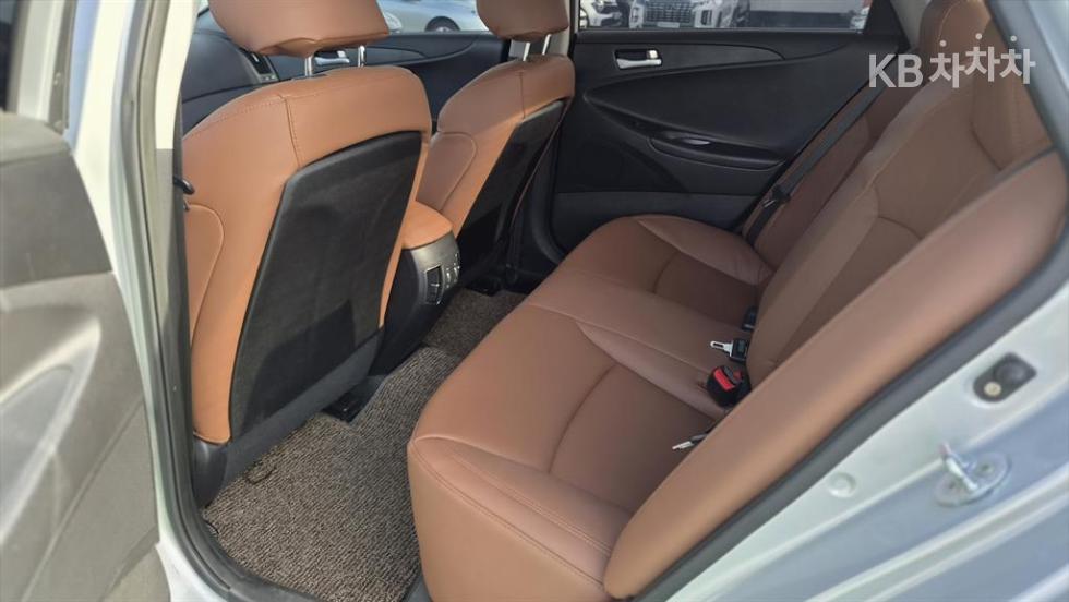 Hyundai Sonata — miniaturë 4