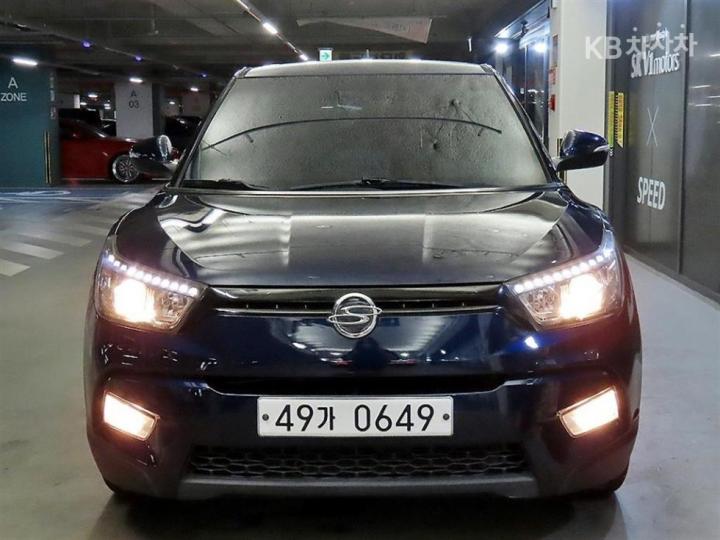 KG Mobility (Ssangyong) Tivoli Gasoline VX 3