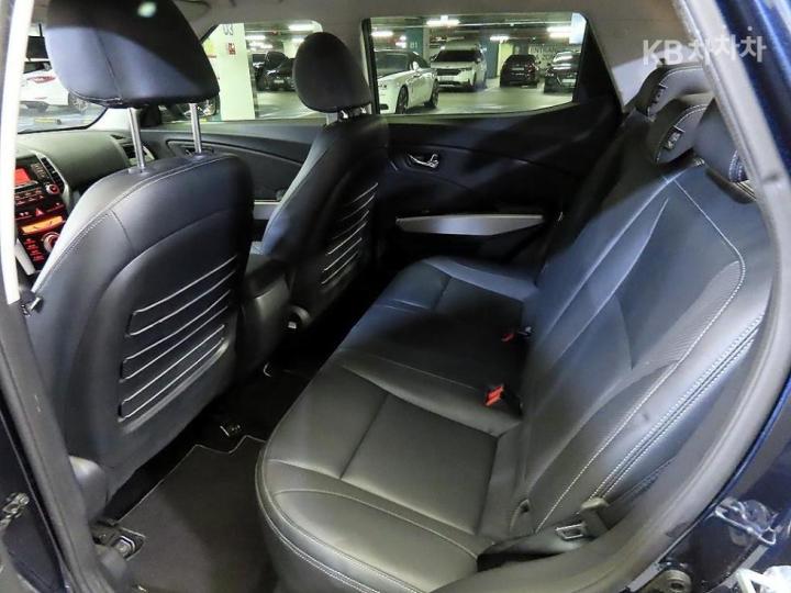 KG Mobility (Ssangyong) Tivoli Gasoline VX 8