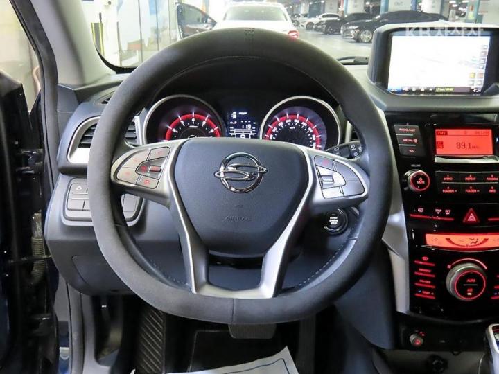 KG Mobility (Ssangyong) Tivoli Gasoline VX 9