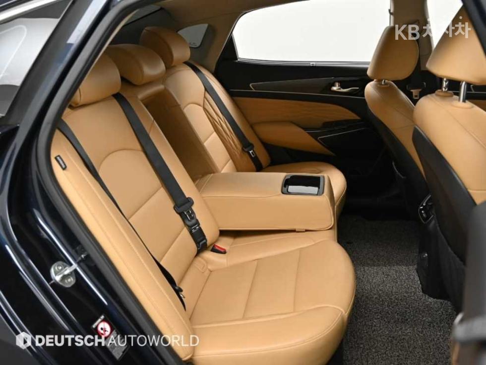 2020 - kia k7