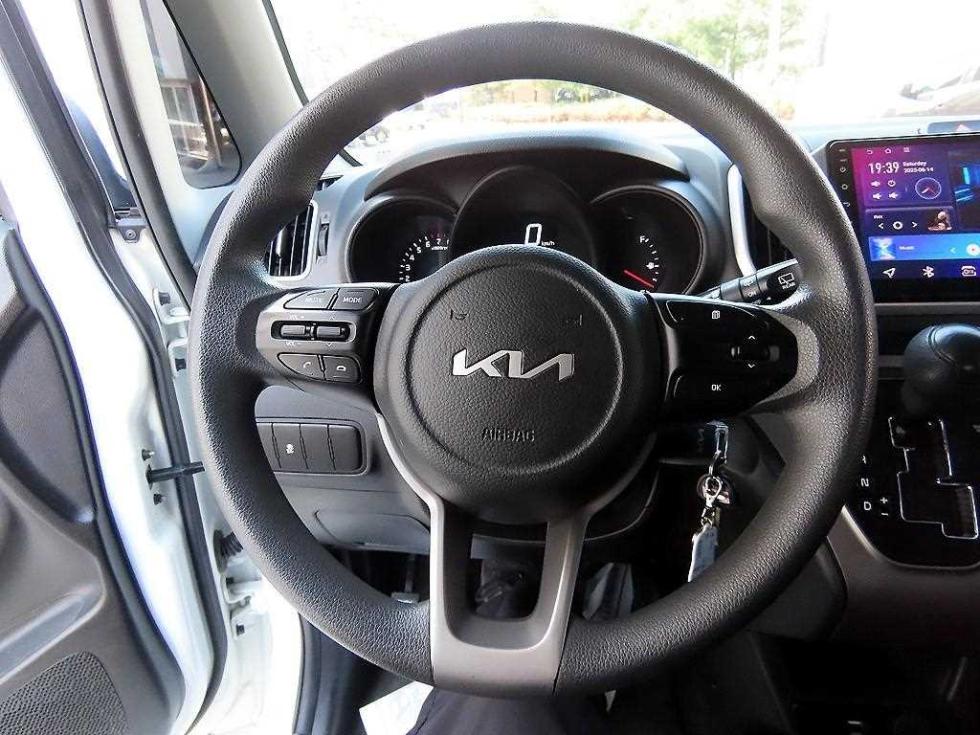 2022 - kia ray