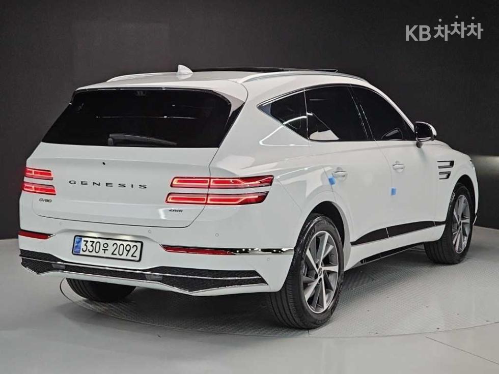 2024 Genesis GV80 photo