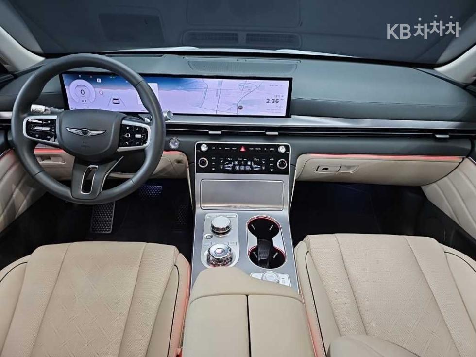 2024 Genesis GV80 photo