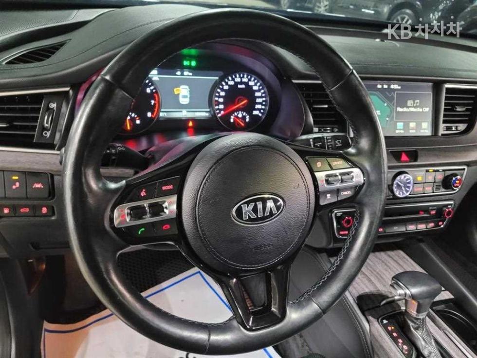 2016 - kia k7