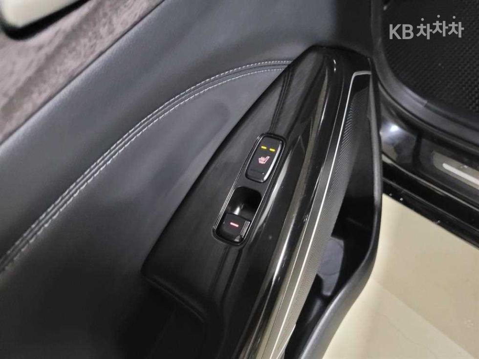 2016 - kia k7