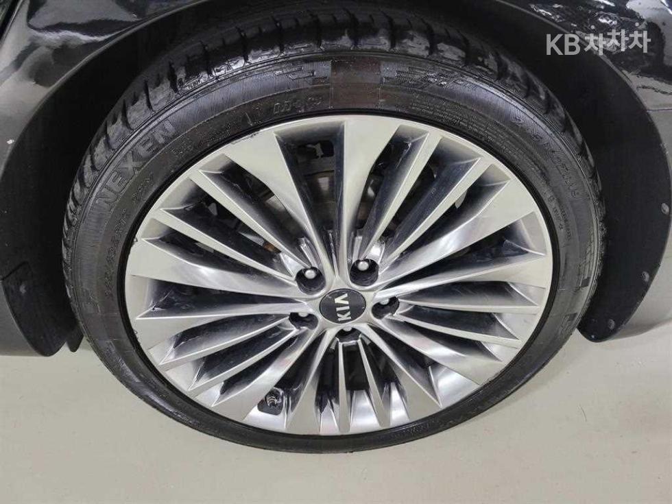 2016 - kia k7