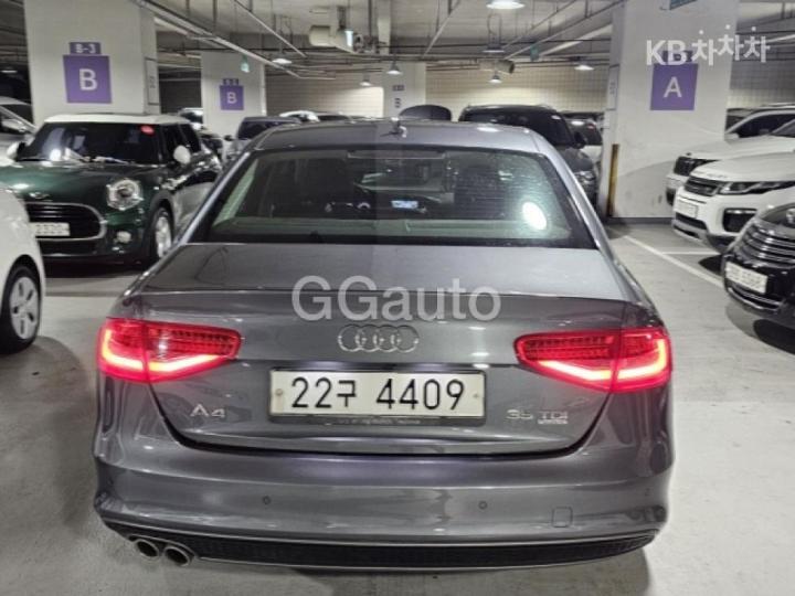 Audi A4 NEW 35 TDI Quattro B8 4