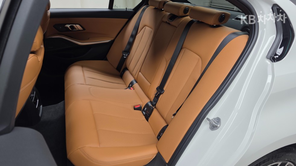2026 - bmw 3 series