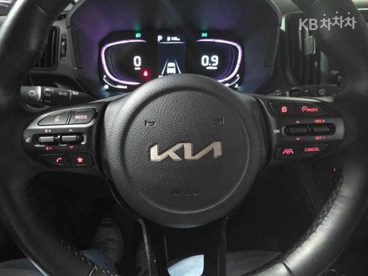 Kia Ray 1.0 Gasoline Signature 8