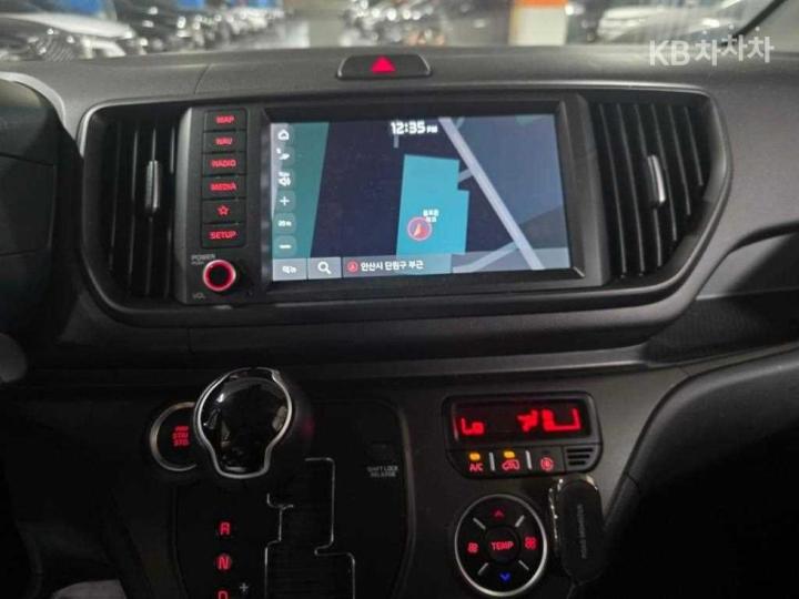 Kia Ray 1.0 Gasoline Signature 10