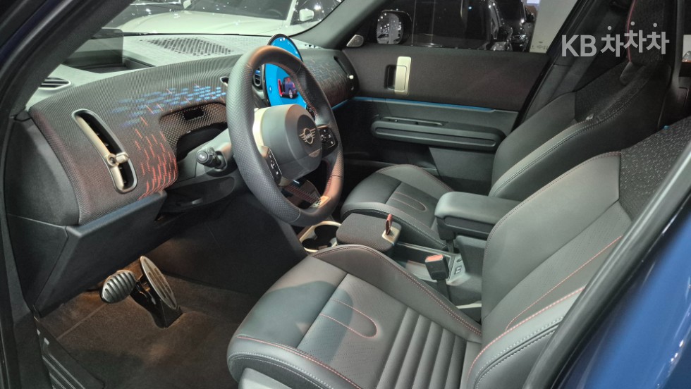 2025 - mini countryman