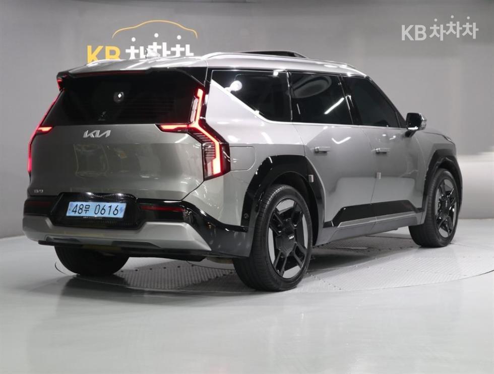 2024 - kia ev9