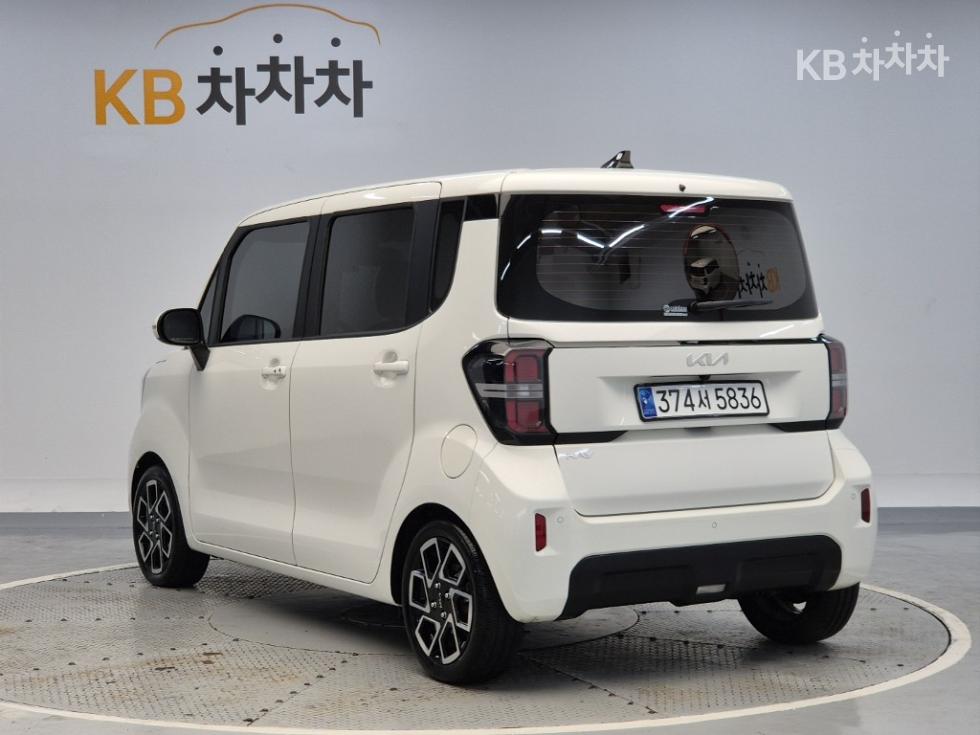 2024 - kia kia