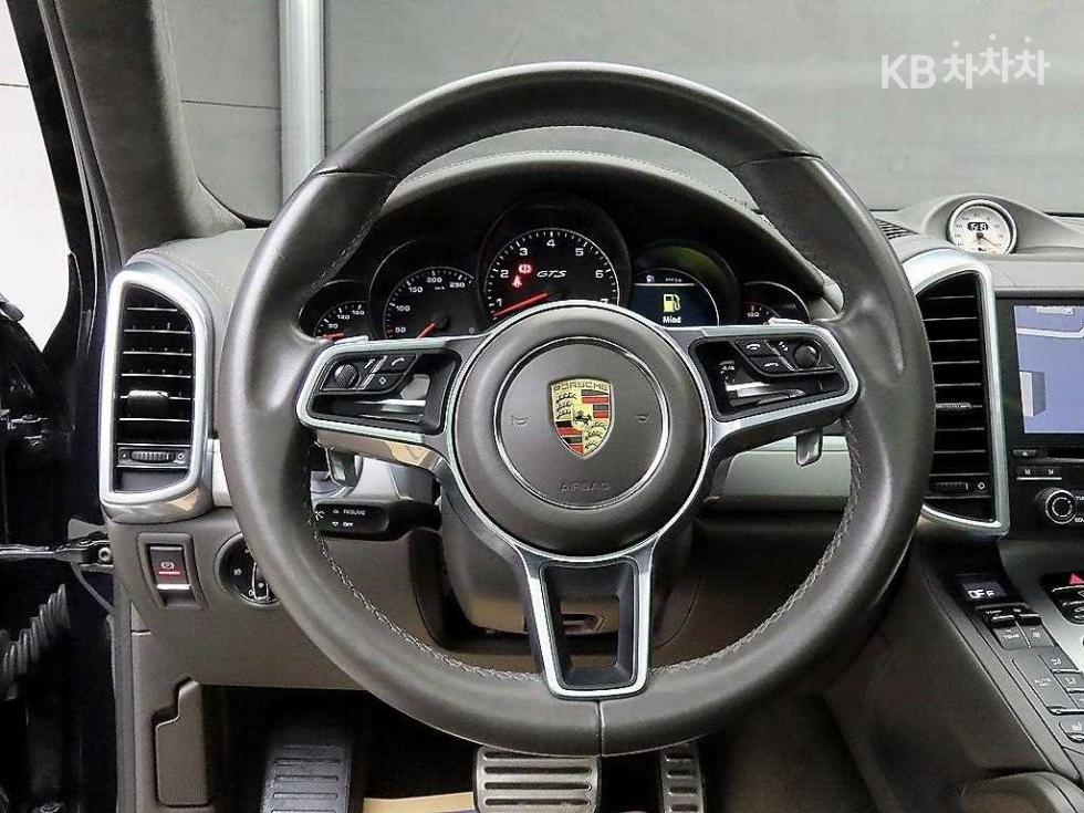 2017 Porsche (958) photo