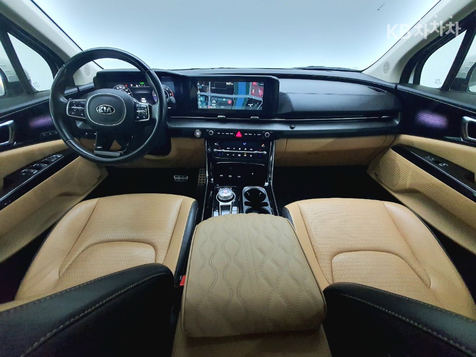 Kia Carnival — miniaturë 6