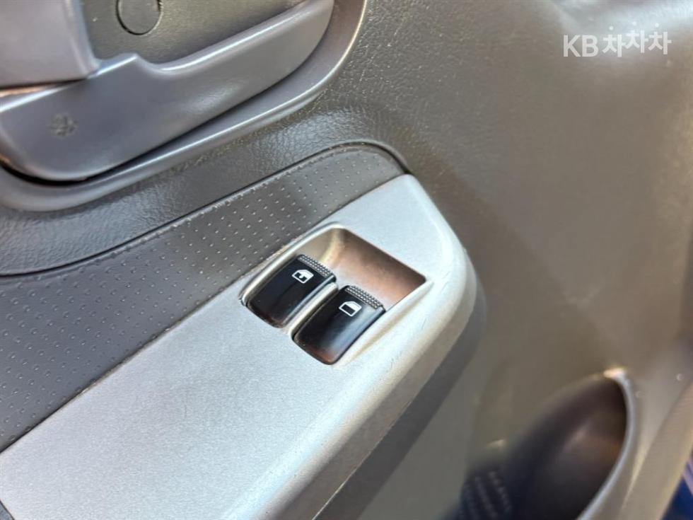 2019 - kia bongo iii