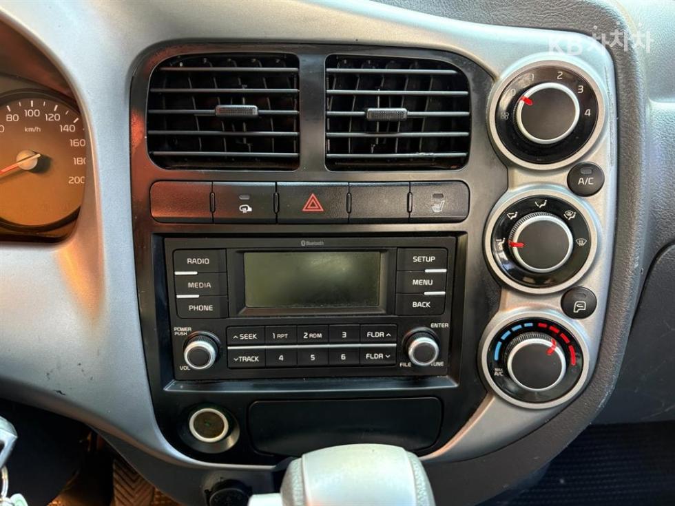 2019 - kia bongo iii
