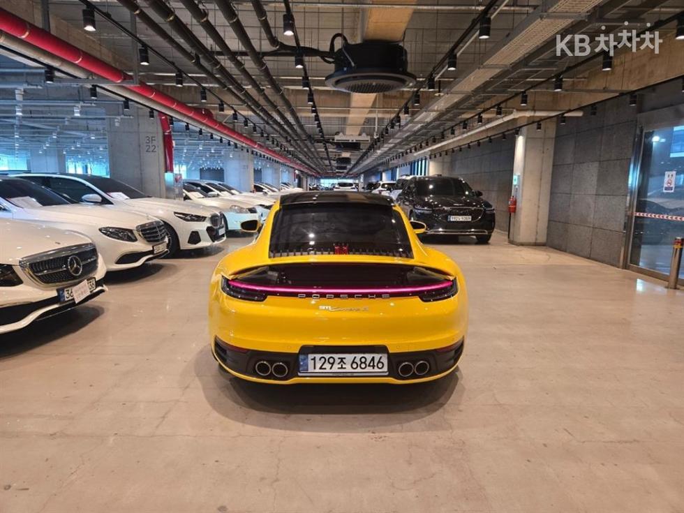 Porsche 911 — miniaturë 4