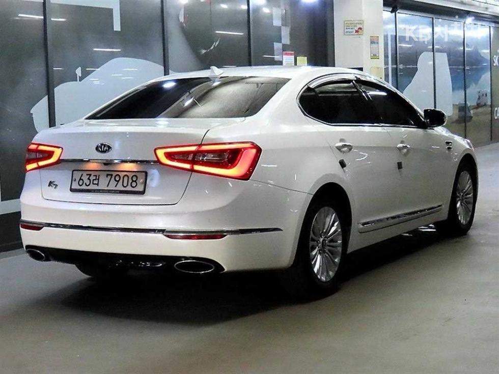 2013 - kia k7