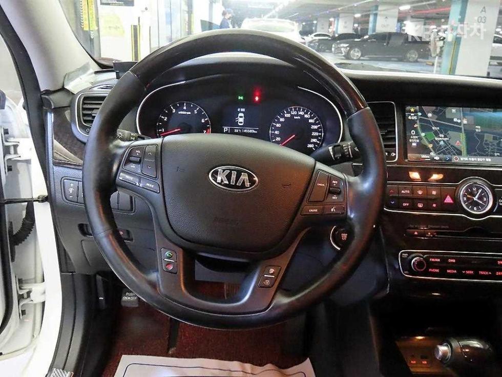 2013 - kia k7