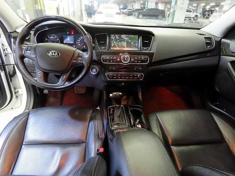 2013 - kia k7