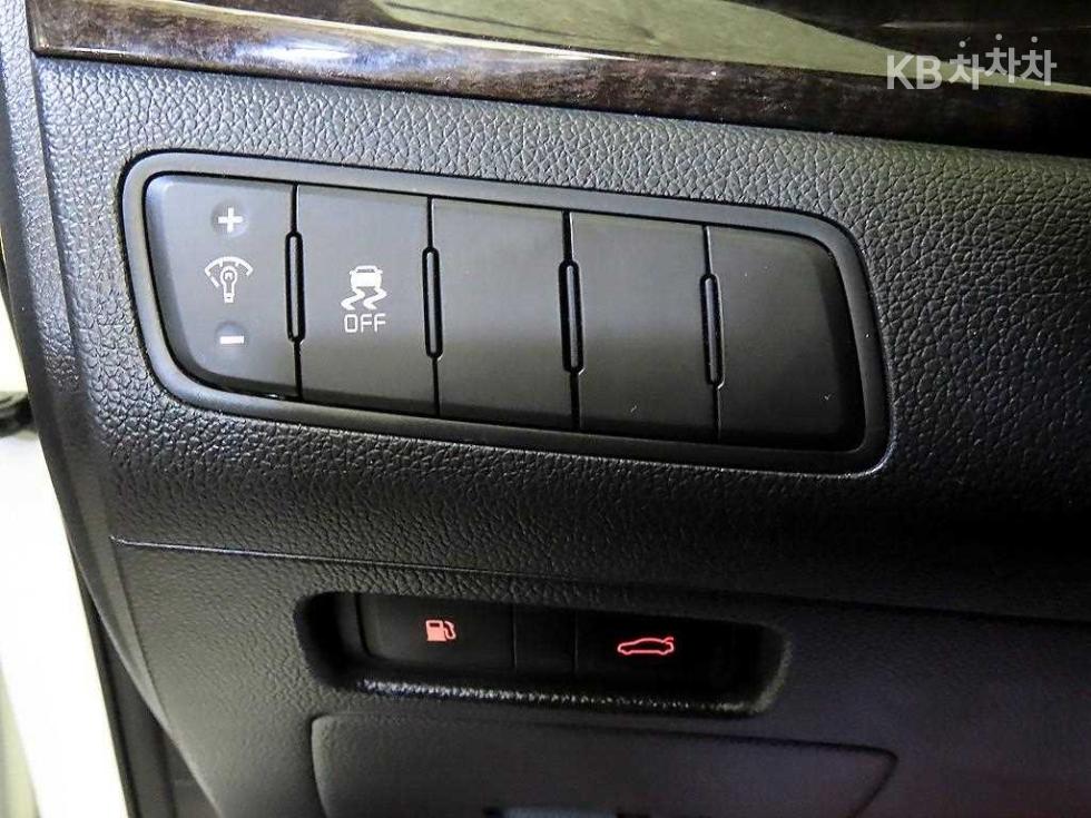 2013 - kia k7