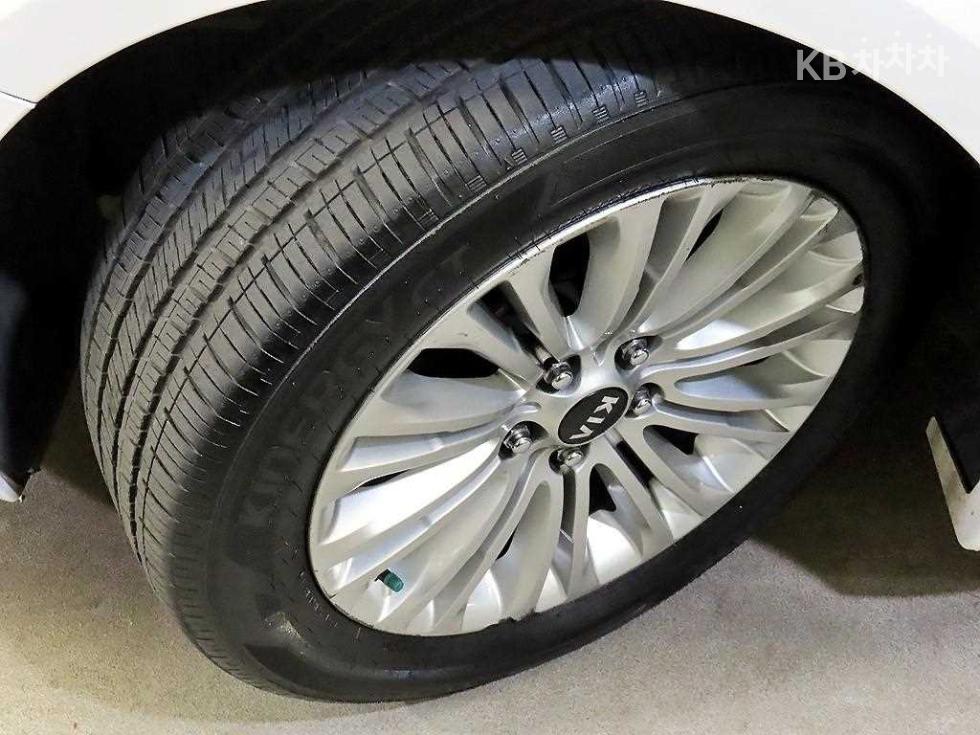 2013 - kia k7