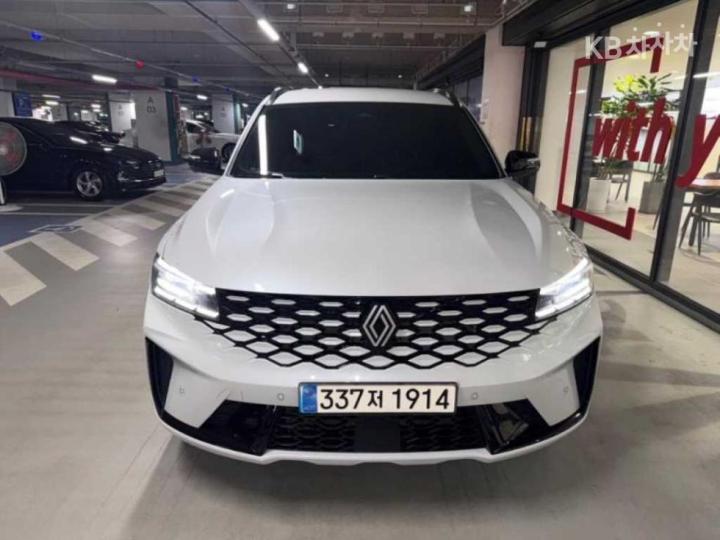 Renault Koleos E-Tech Hybrid Iconic