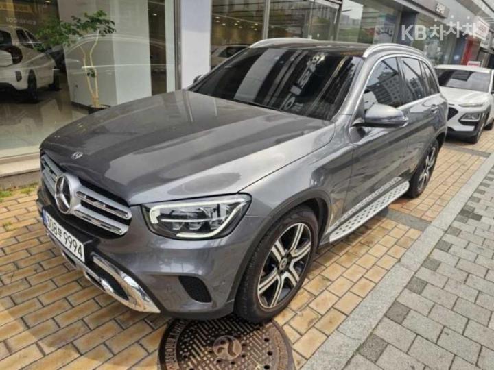 Mercedes-Benz GLC-Class X253 300 4Matic Base Type 3