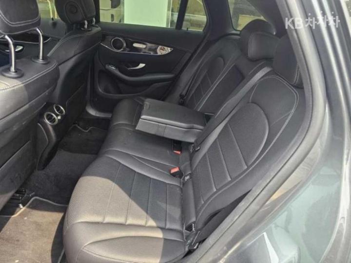 Mercedes-Benz GLC-Class X253 300 4Matic Base Type 9